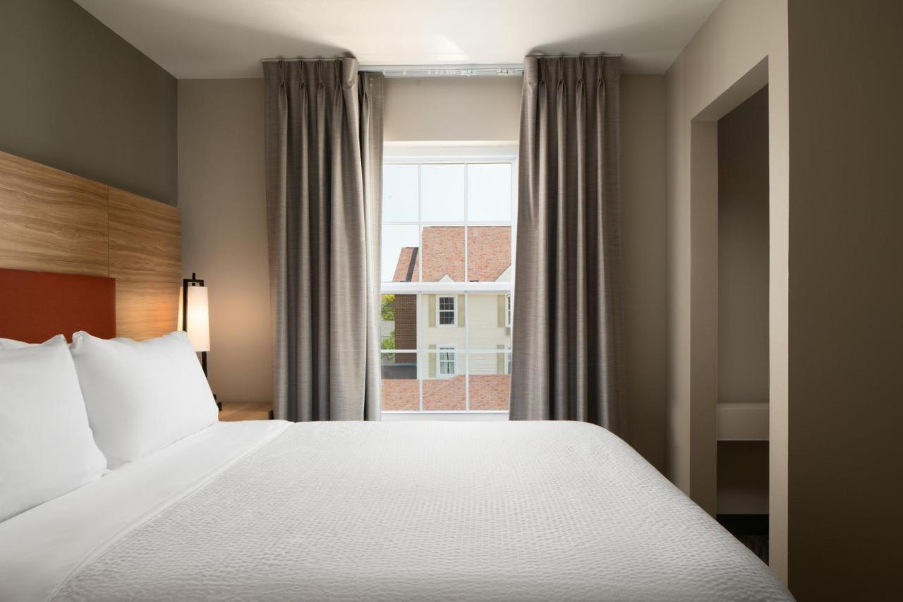 Candlewood Suites St Louis St Charles By Ihg Saint Charles Exterior foto