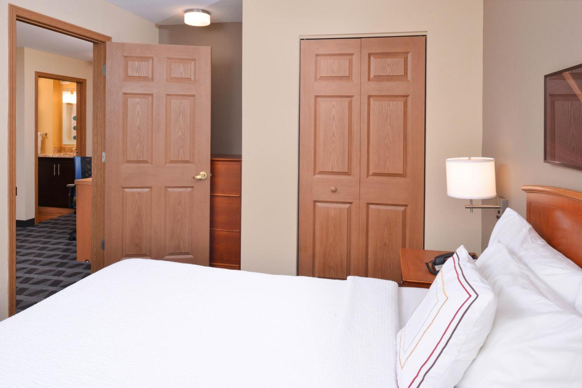 Candlewood Suites St Louis St Charles By Ihg Saint Charles Exterior foto